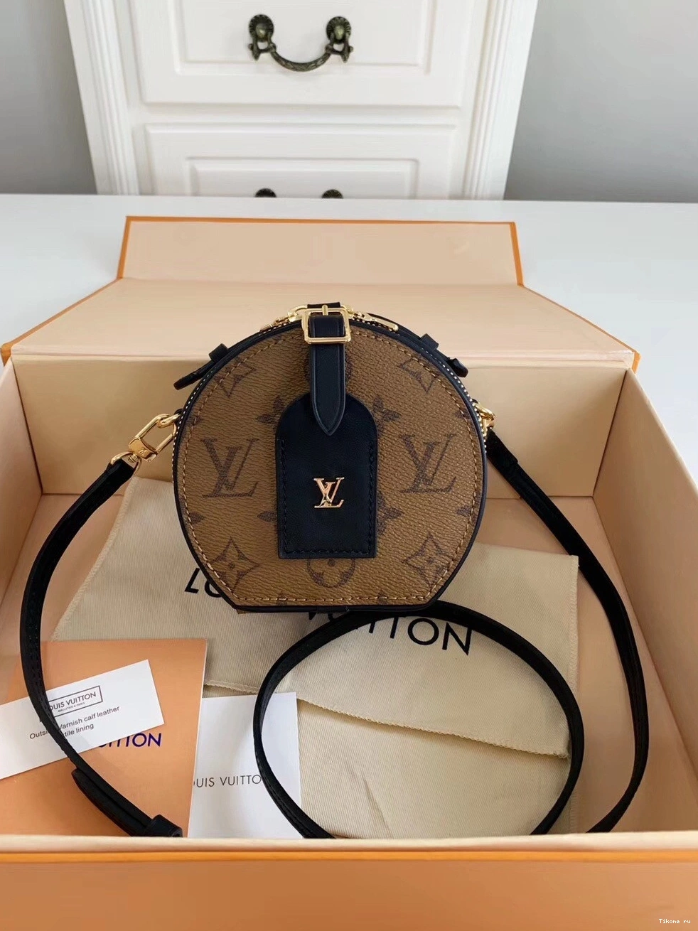 VUITTON CHAPEAU LOUIS MINI BOITE 0707